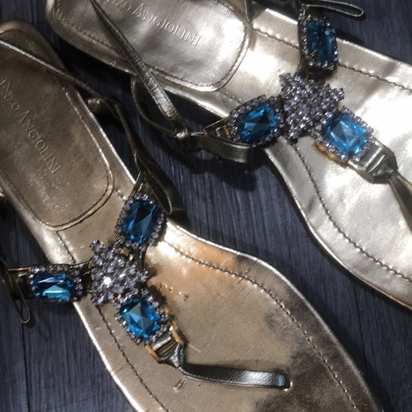 Enzo Angiolini Gold Rhinestone Thong Style Flat Sandals size 8 - Picture 2 of 9